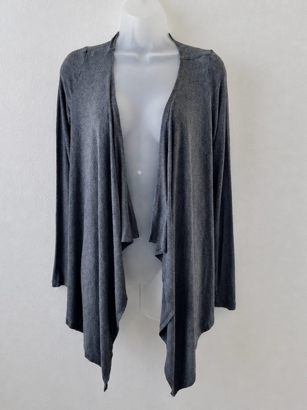 Amour Vert Michaela Cardigan XS Gray Modal Waterfall Draped Thumbholes